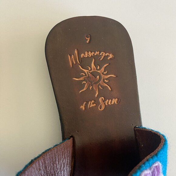 New Hand Crafted Womens Sandals Size 9 Embroidered Genuine Leather Floral Shoes - Picture 3 of 7